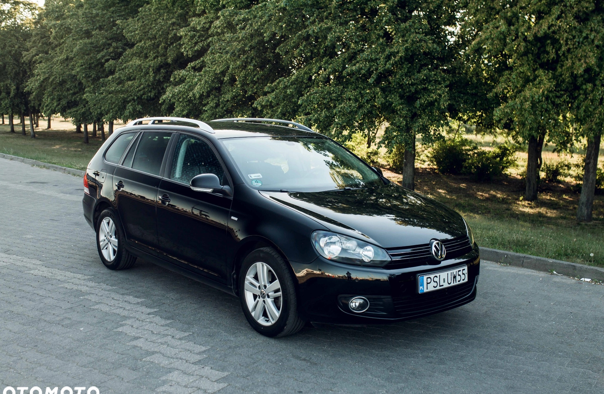 Volkswagen Golf cena 25900 przebieg: 198720, rok produkcji 2013 z Poznań małe 742